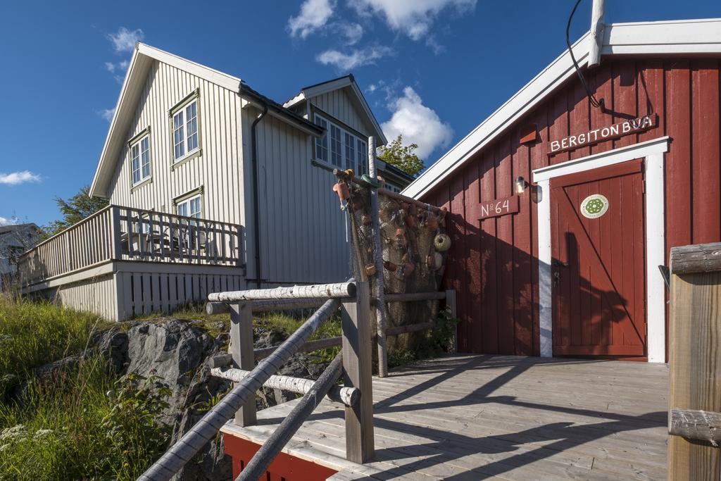 Hôtel Svinoya Rorbuer à Svolvær Extérieur photo